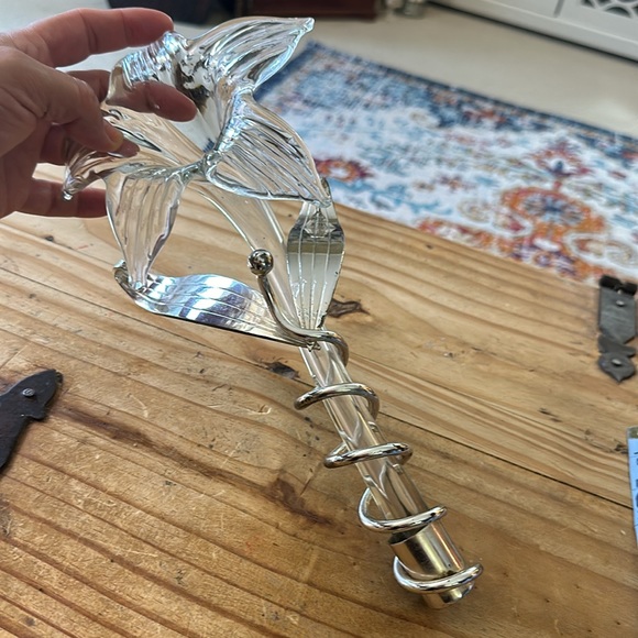 Vintage Clear Blown Glass Trumpet Lily Flower / Bud / Stem Vase In Silver Plate. - Picture 6 of 11